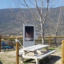 Serie_E_8 kiosco-interactivo-pantalla-tactil-publlicidad