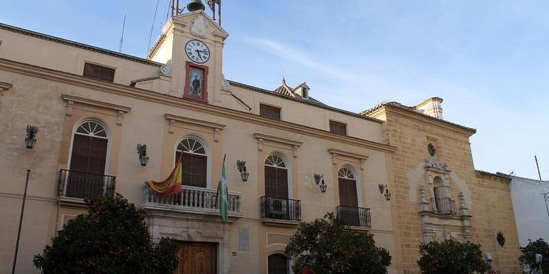 artemedia-ayuntamiento-montilla-totem-serieLC-2