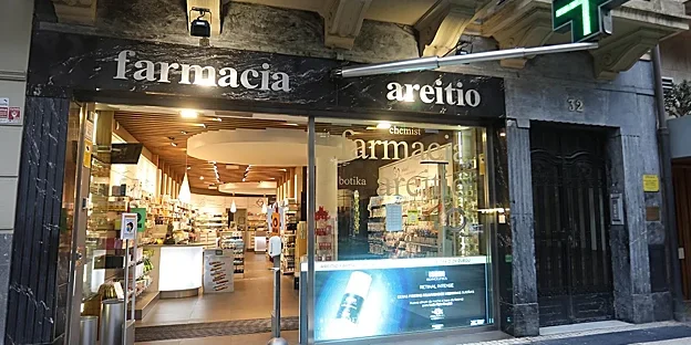 artemedia-serielc-farmacia-areitio